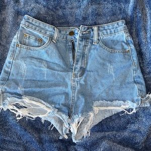 distressed denim shorts size small